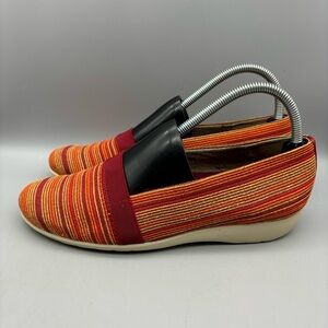 Munro Bonita Wedge Shoes Women’s Size 8.5 M Striped Slip On Shock Absorbing Heel